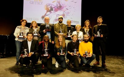 Sonia Díez recibe un premio Aixe Getxo a la Cultura en la Educación y Valores